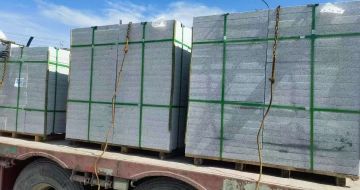 三亚 芝麻白花岗岩地铺石装车日常