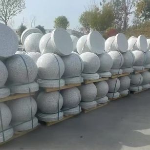 三亚 白麻花岗岩石材圆球，石球，挡车球，隔离球，景观石球，风水球等