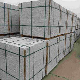 三亚 白麻花岗岩石材荔枝面地铺石（300*600*50）