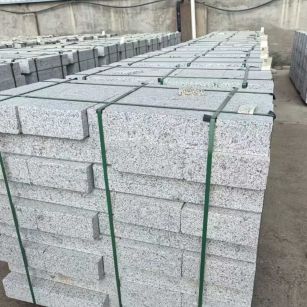 三亚 白麻花岗岩路沿石，弧形路沿石，道牙石，马路牙子，界石，路缘石，平沿石，直岩石，平缘石等