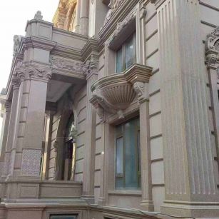 三亚 黄金麻花岗岩光面别墅外墙干挂施工完成