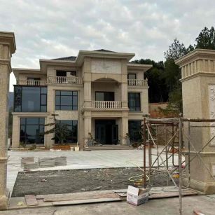 三亚 黄金麻花岗岩别墅雕花外墙干挂配上门口雕花罗马柱