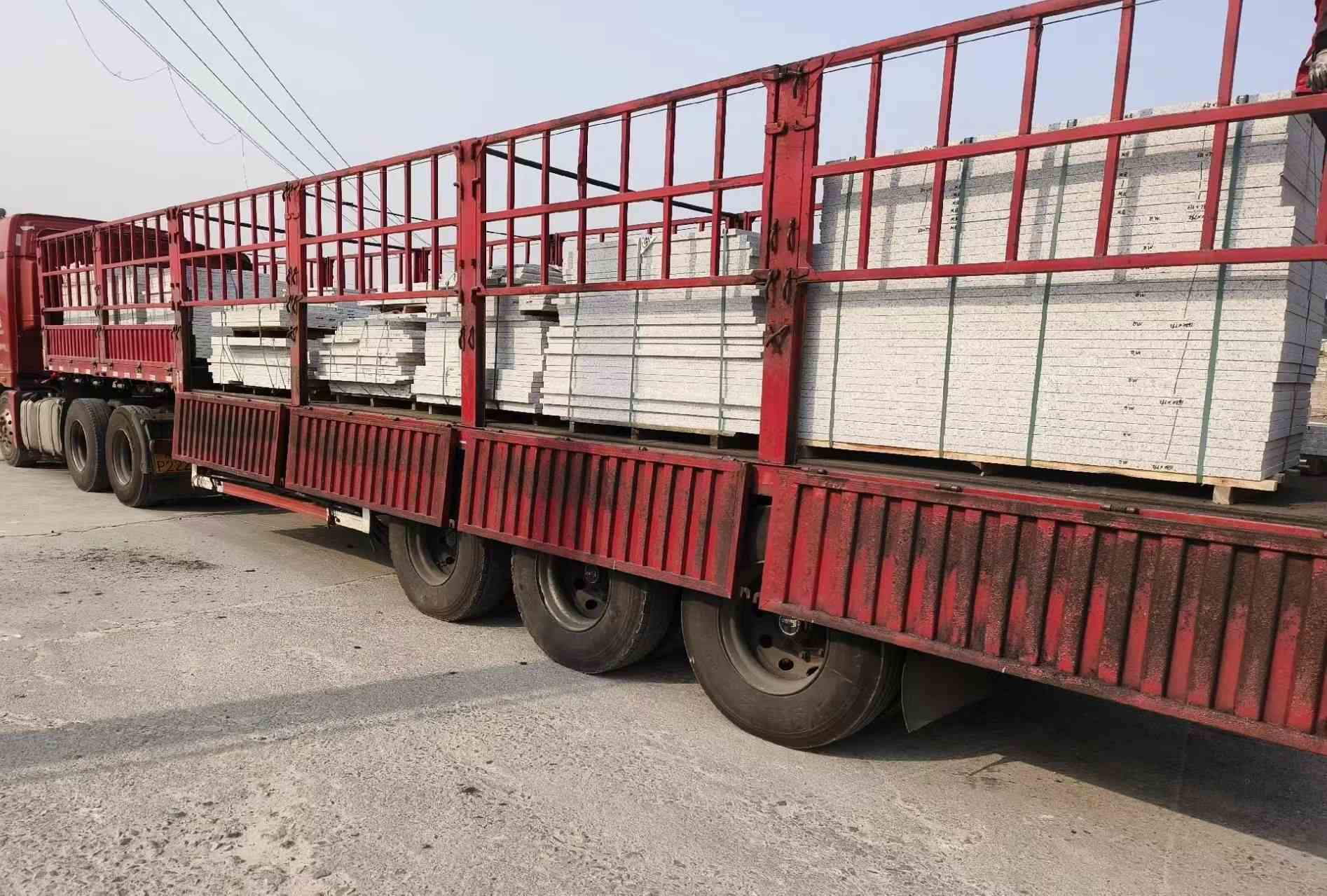 三亚 白麻荔枝面外墙干挂，工厂装车日常