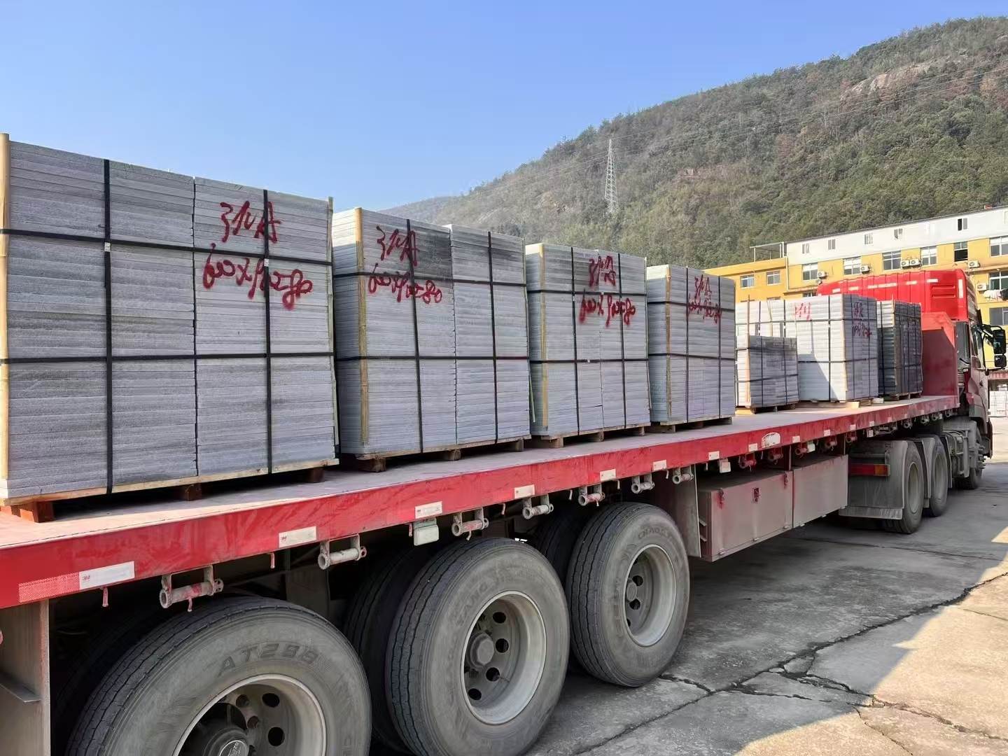 三亚 芝麻灰地铺石出货日常