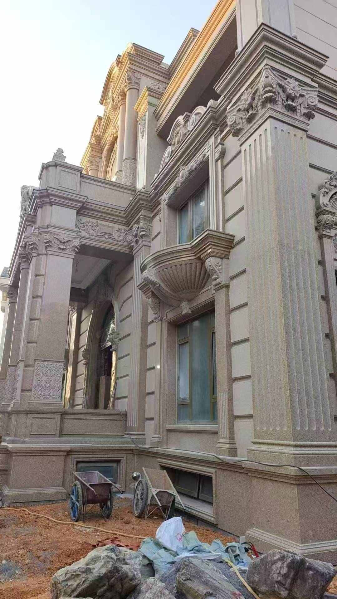 三亚 黄金麻花岗岩光面别墅外墙干挂施工完成