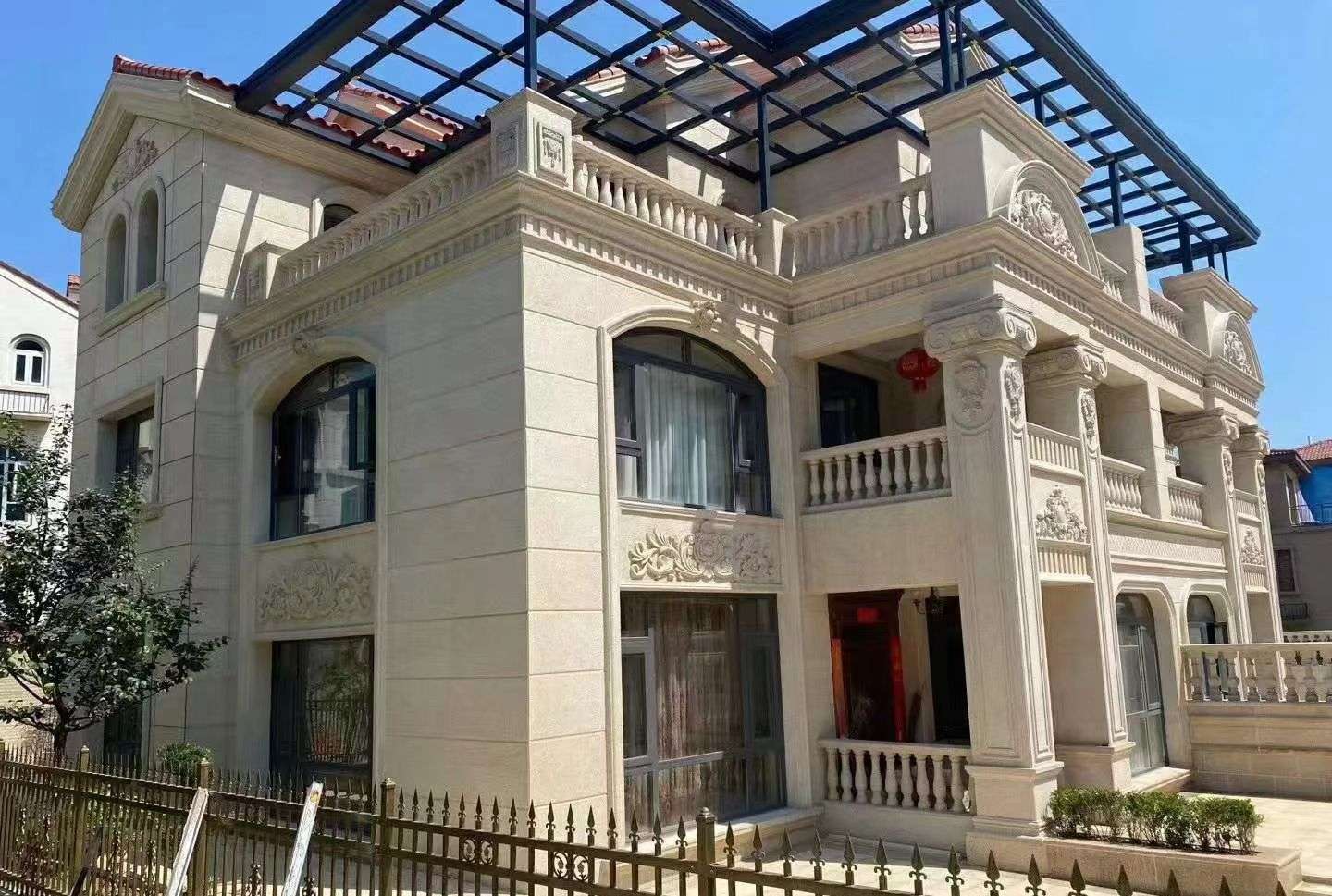 三亚 黄金麻花岗岩荔枝面别墅外墙干挂